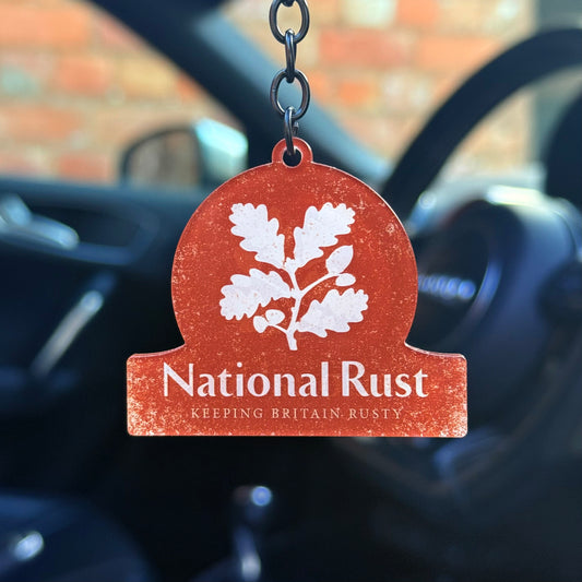 Funny “National Rust – keeping Britain rusty” keychain with distressed design, novelty car humour keyring for classic and rusty builds UK