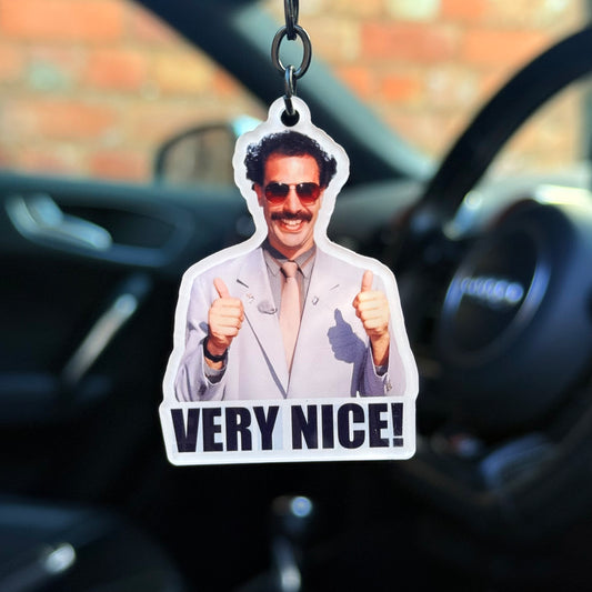 Funny “Very Nice” keychain featuring iconic character design, novelty humour keyring for car enthusiasts and gift ideas, durable acrylic UK
